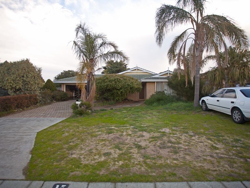 15 Adria Road, Alexander Heights WA 6064