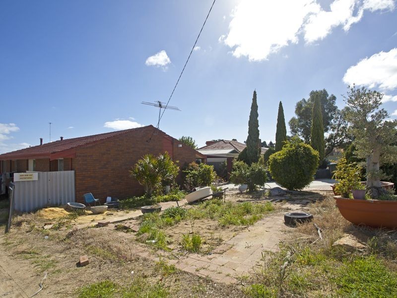 15 Mentone Road, Balga WA 6061