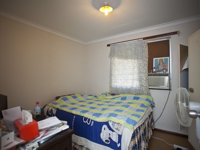 15 Mentone Road, Balga WA 6061