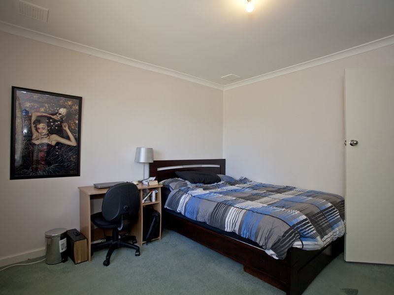 65 Amberton Avenue, Girrawheen WA 6064