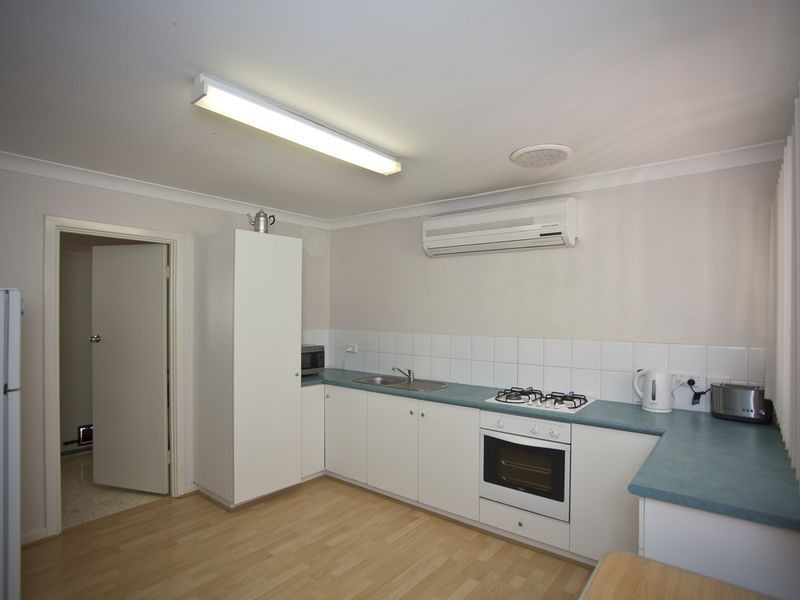 65 Amberton Avenue, Girrawheen WA 6064