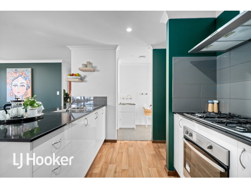 9 Harrogate Road, Wellard WA 6170