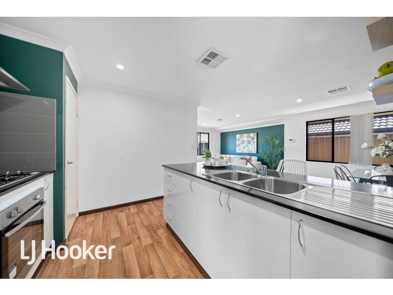 9 Harrogate Road, Wellard WA 6170