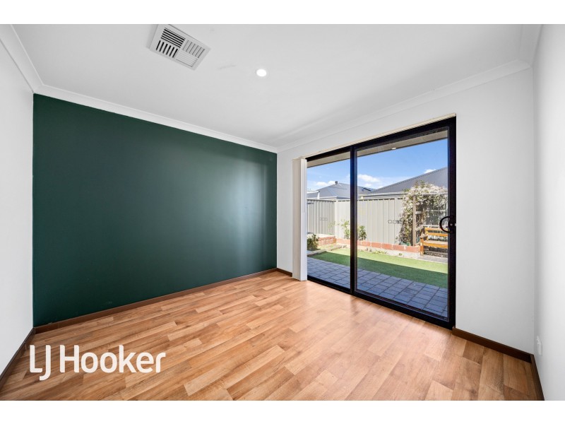9 Harrogate Road, Wellard WA 6170