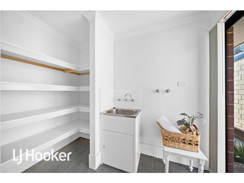 9 Harrogate Road, Wellard WA 6170