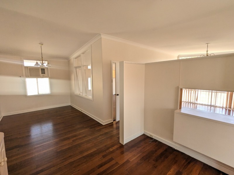 494 Lennard St, Dianella WA 6059