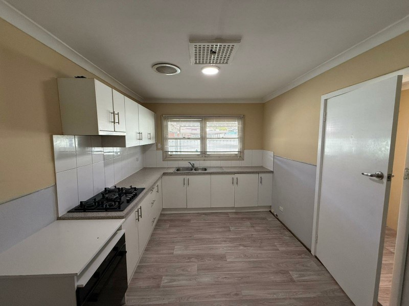 26 Mereworth Ave, Girrawheen WA 6064