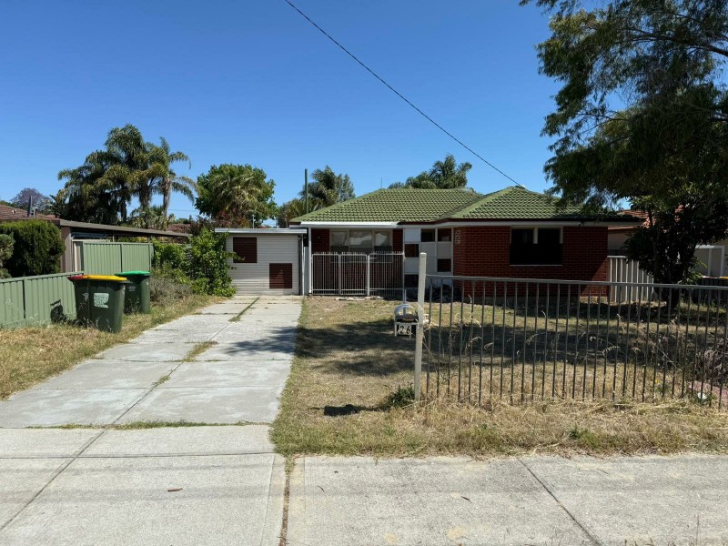 26 Mereworth Ave, Girrawheen WA 6064