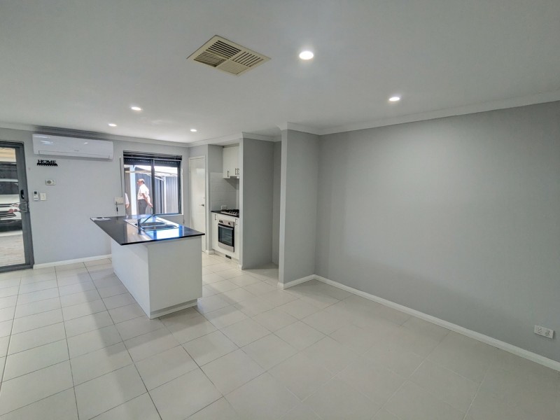 283 Grandis Blvd, Banksia Grove WA 6031