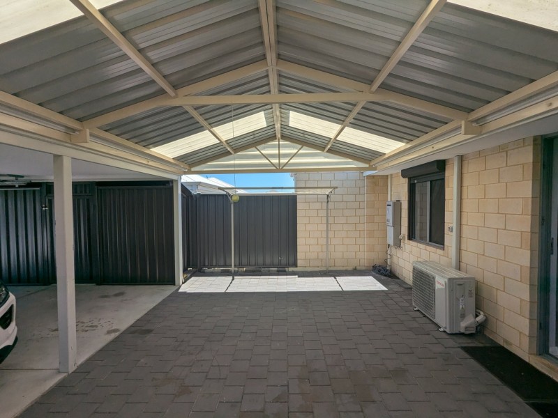 283 Grandis Blvd, Banksia Grove WA 6031