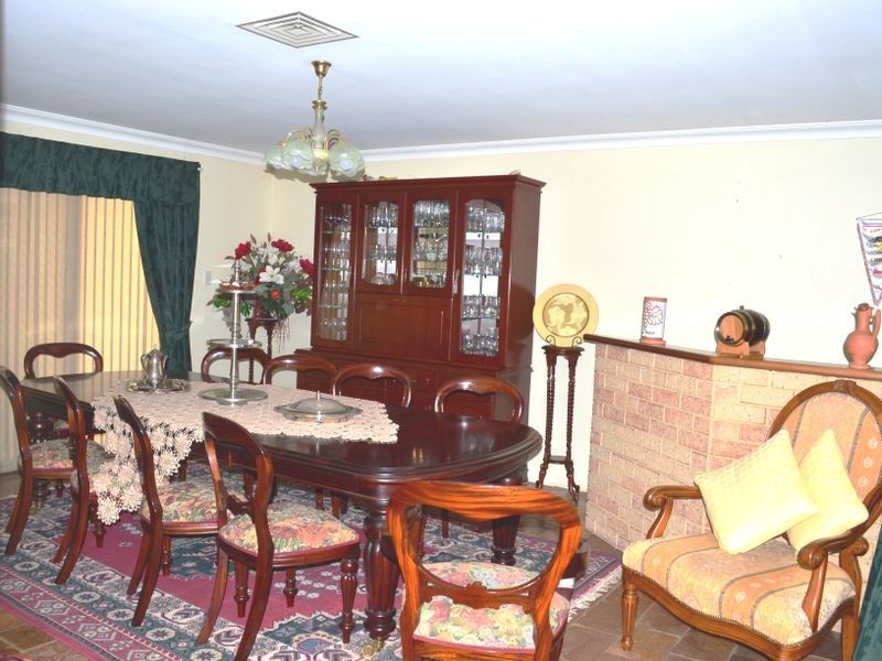 19 Bluebay Hill, Ballajura WA 6066