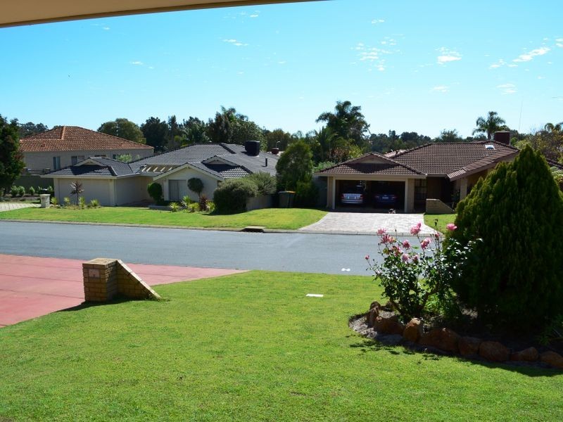 19 Bluebay Hill, Ballajura WA 6066