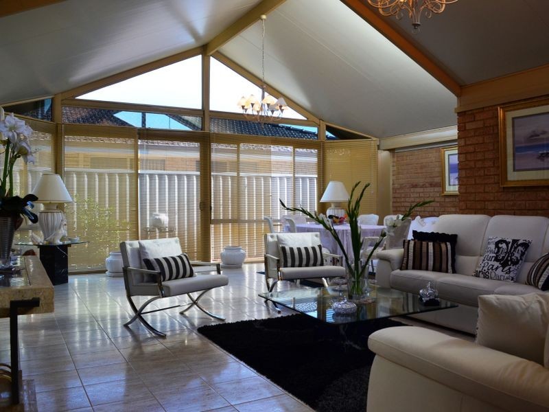 19 Bluebay Hill, Ballajura WA 6066