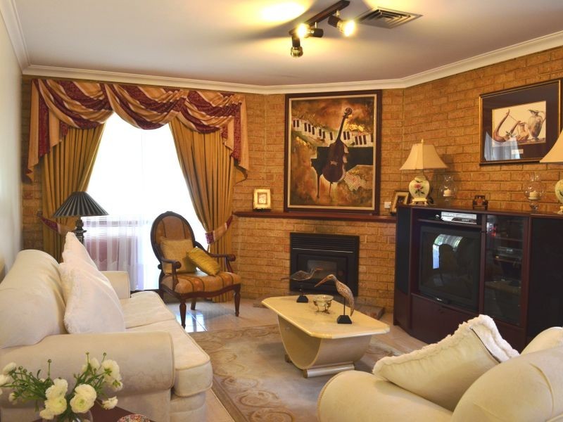 19 Bluebay Hill, Ballajura WA 6066