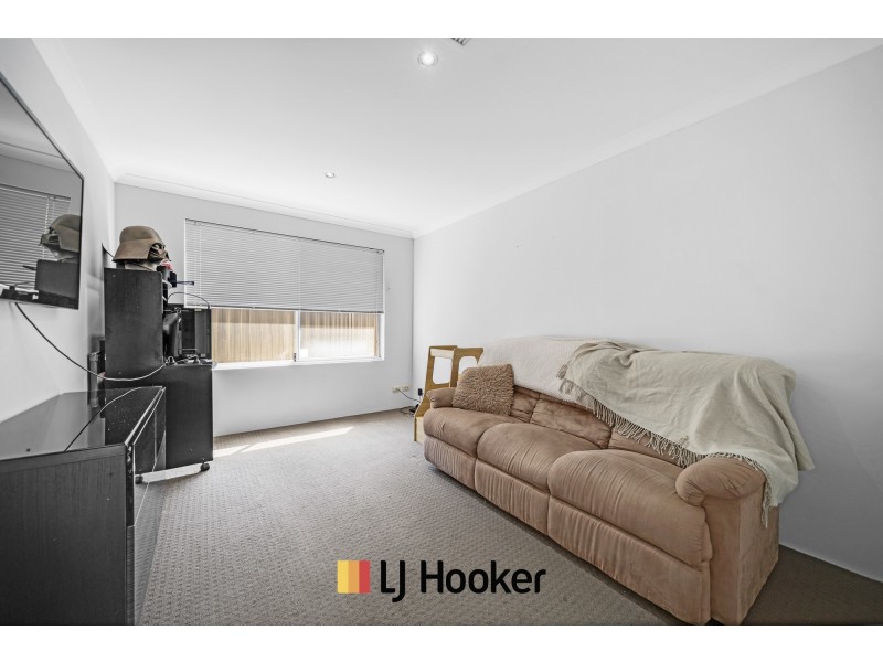 22 Monroe Cross, Aveley WA 6069