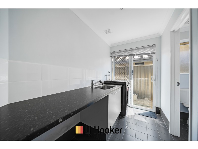 22 Monroe Cross, Aveley WA 6069