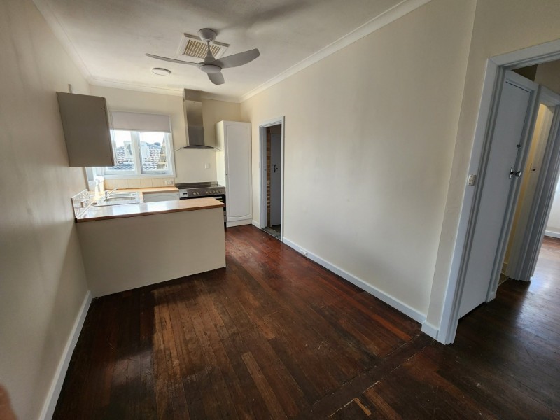 24 Manolas Way, Girrawheen WA 6064