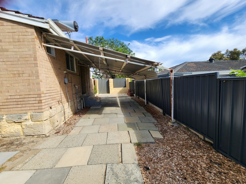 24 Manolas Way, Girrawheen WA 6064