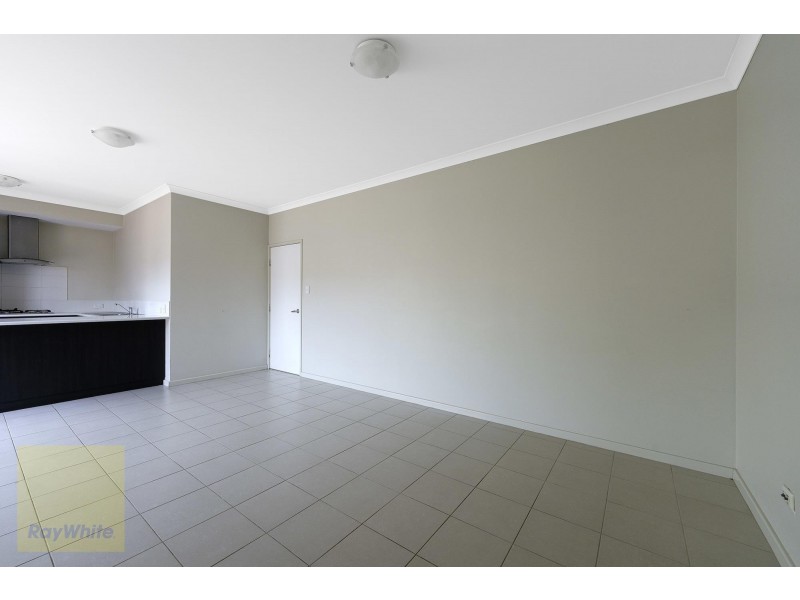 5C Findon Crescent, Westminster WA 6061