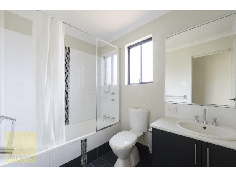 5C Findon Crescent, Westminster WA 6061