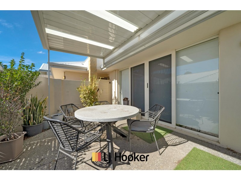 2/41 Foss Street, Bicton WA 6157