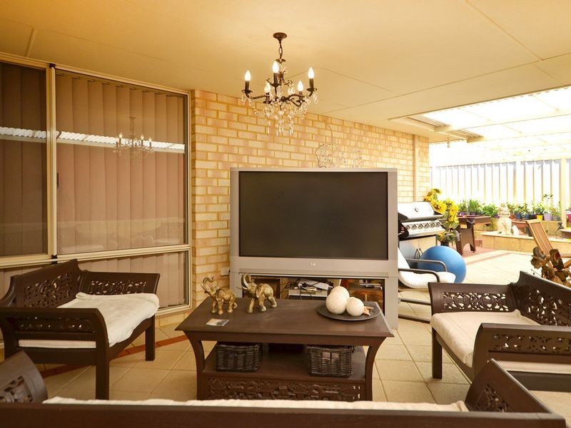 50 Gaby Way, Marangaroo WA 6064