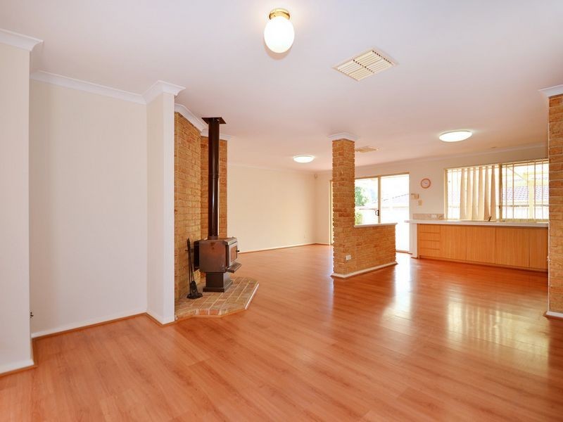 51 Highview Street, Alexander Heights WA 6064