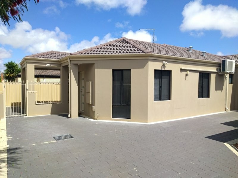 16C Kingsfold Street, Balga WA 6061