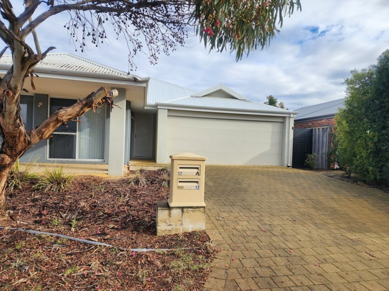 12 Descent Street, Ellenbrook WA 6069