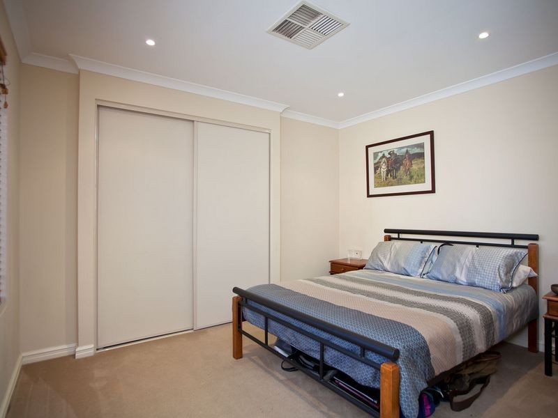 26A Medhurst Crescent, Nollamara WA 6061