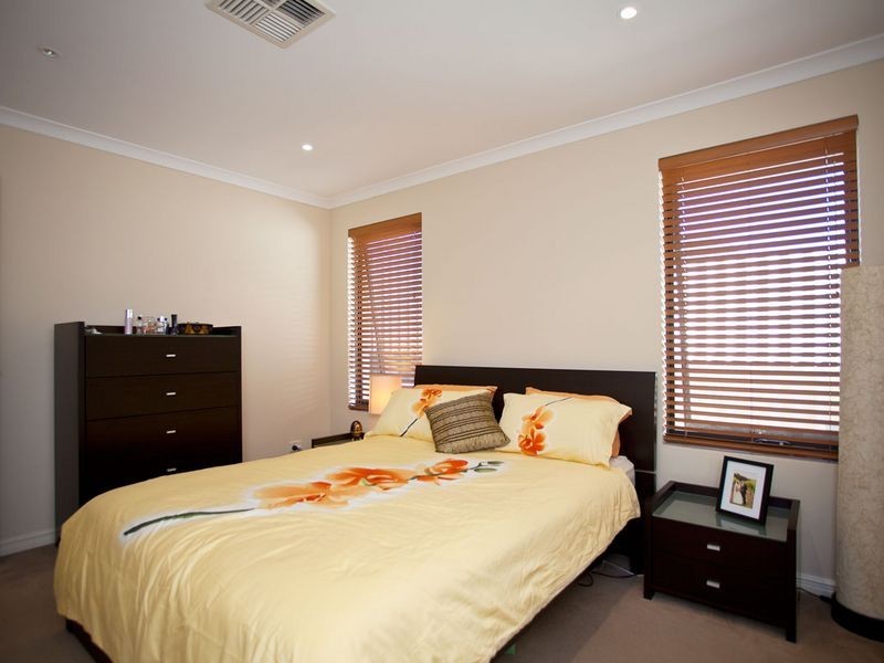 26A Medhurst Crescent, Nollamara WA 6061