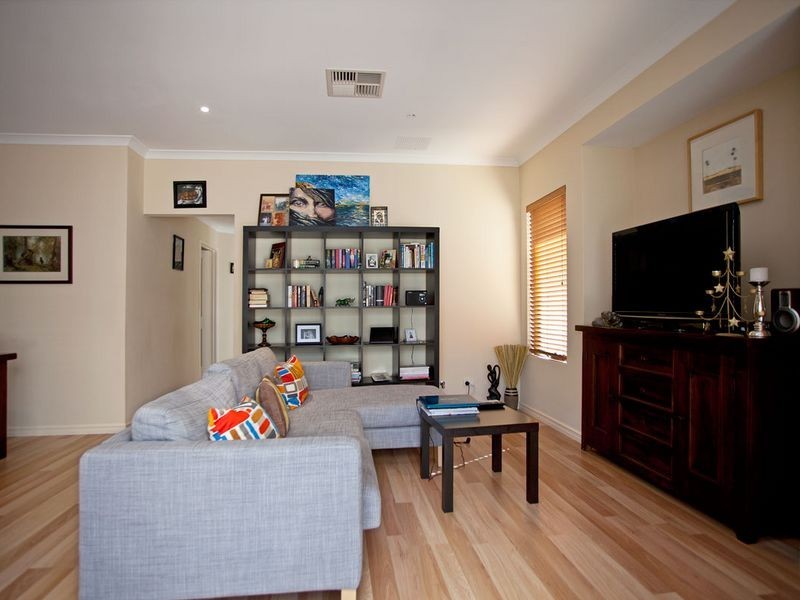 26A Medhurst Crescent, Nollamara WA 6061