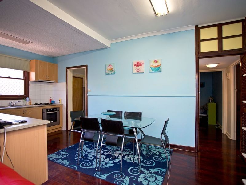 112 Ravenswood Drive, Nollamara WA 6061