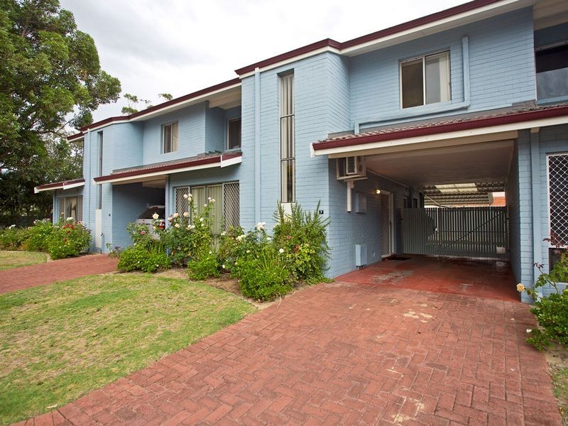 7/71 Tendring Way, Girrawheen WA 6064