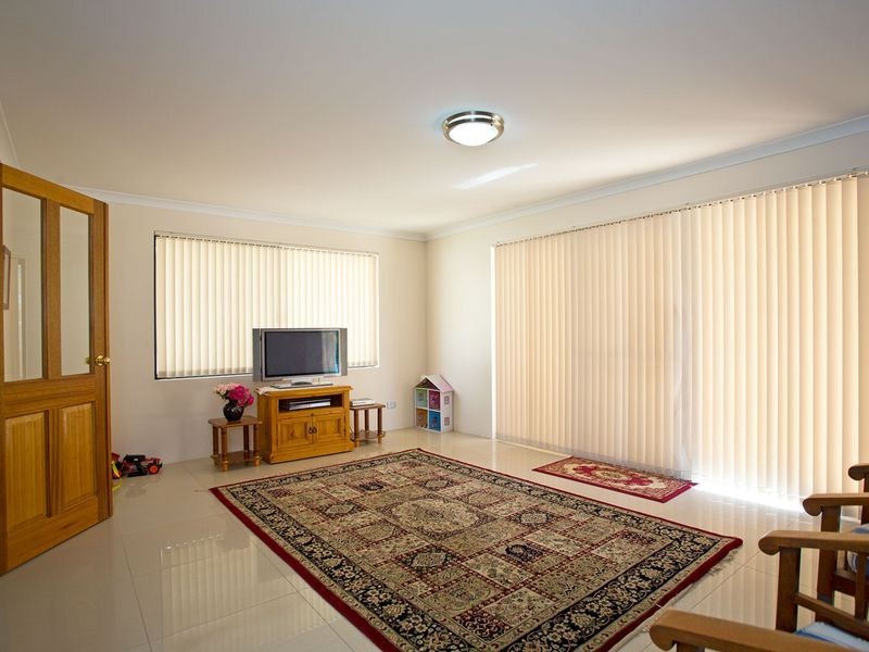 30 Firenze Loop, Landsdale WA 6065