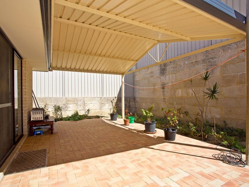 30 Firenze Loop, Landsdale WA 6065