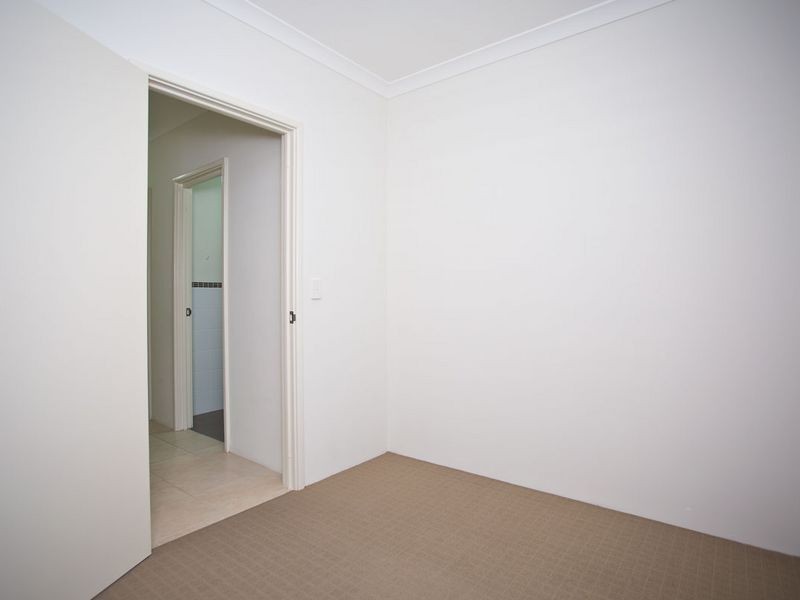 17c Loughton Way, Balga WA 6061