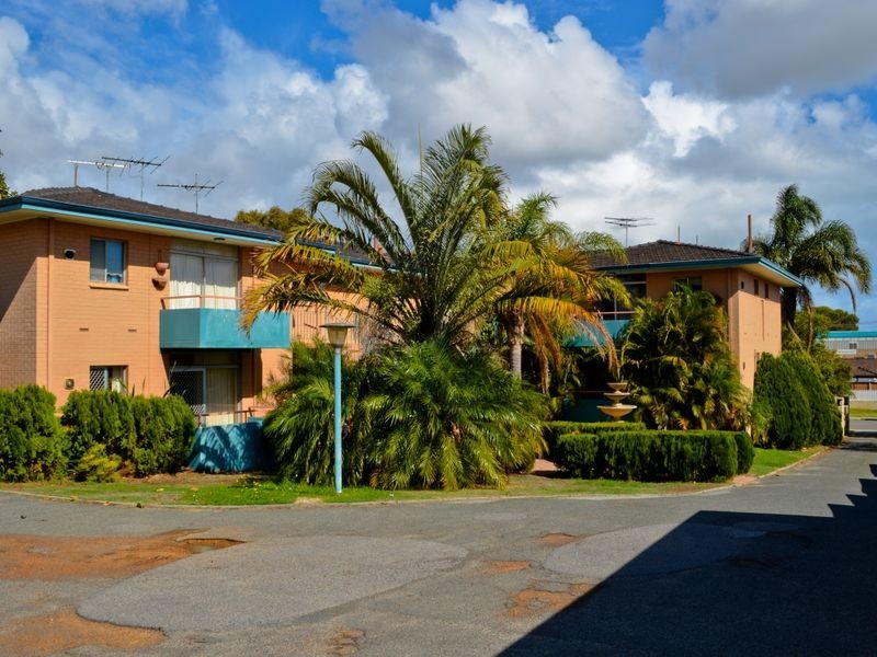 4/160 Waterloo Street, Tuart Hill WA 6060