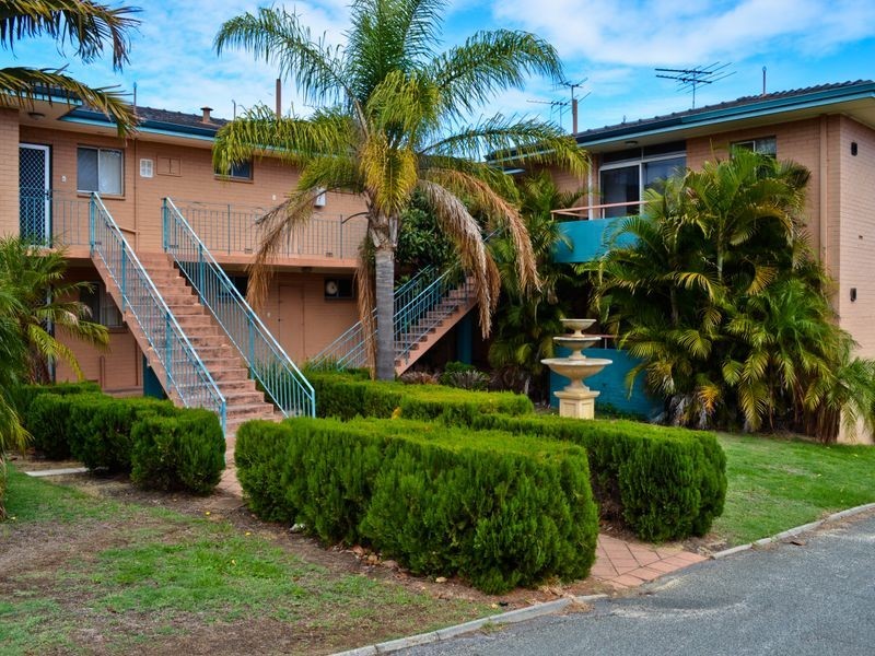 4/160 Waterloo Street, Tuart Hill WA 6060