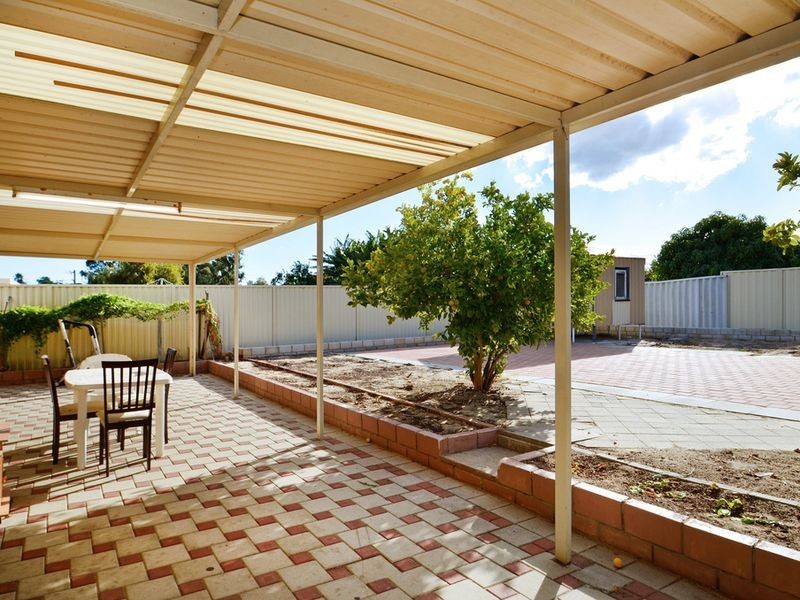 29 Gossamer Avenue, Mirrabooka WA 6061