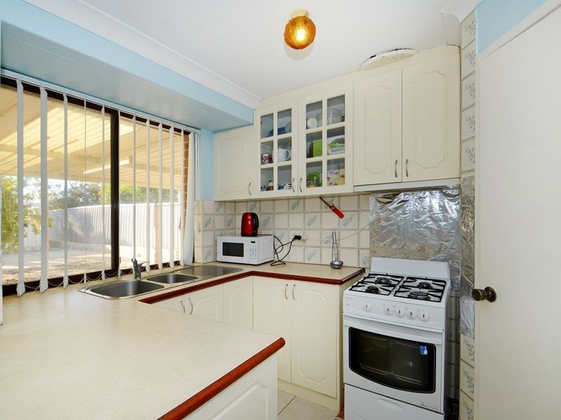 29 Gossamer Avenue, Mirrabooka WA 6061