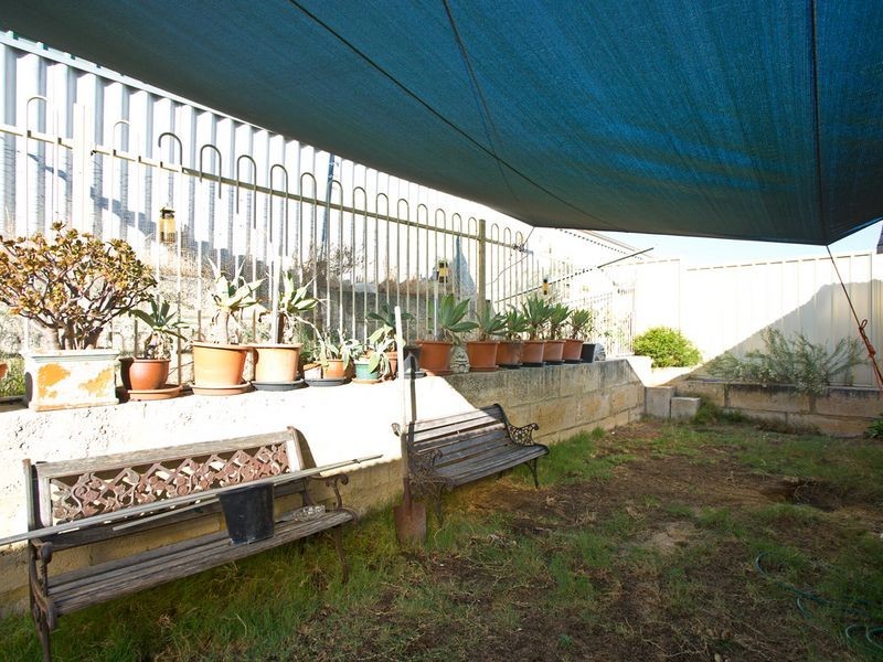 67 Picton Tce, Alexander Heights WA 6064