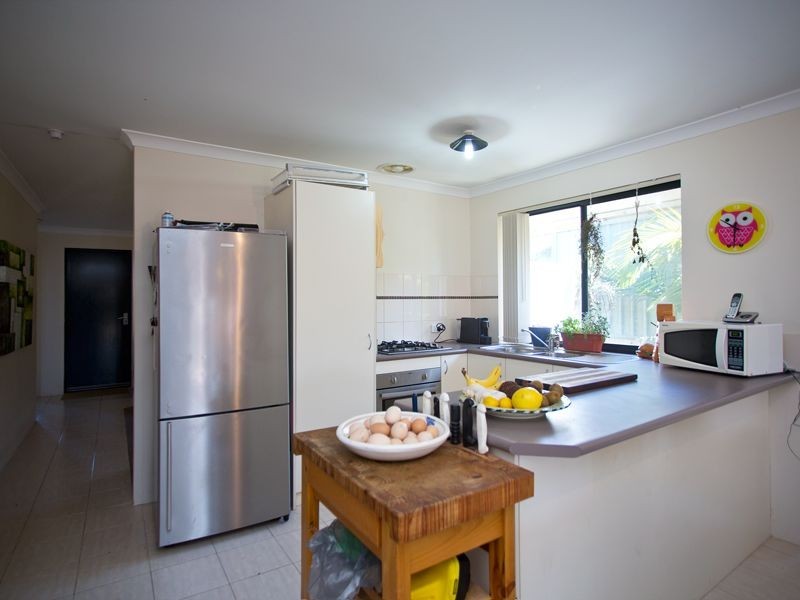 16 Modena Place, Balga WA 6061