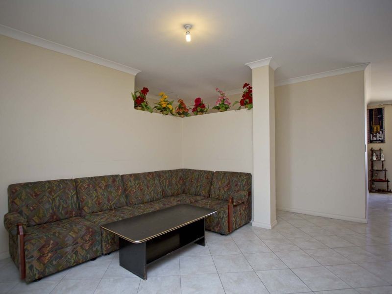 21 Everlasting Gardens, Mirrabooka WA 6061