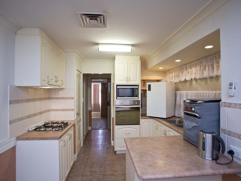 66 Dampier Loop, Mirrabooka WA 6061