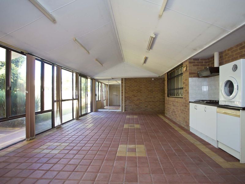 66 Dampier Loop, Mirrabooka WA 6061
