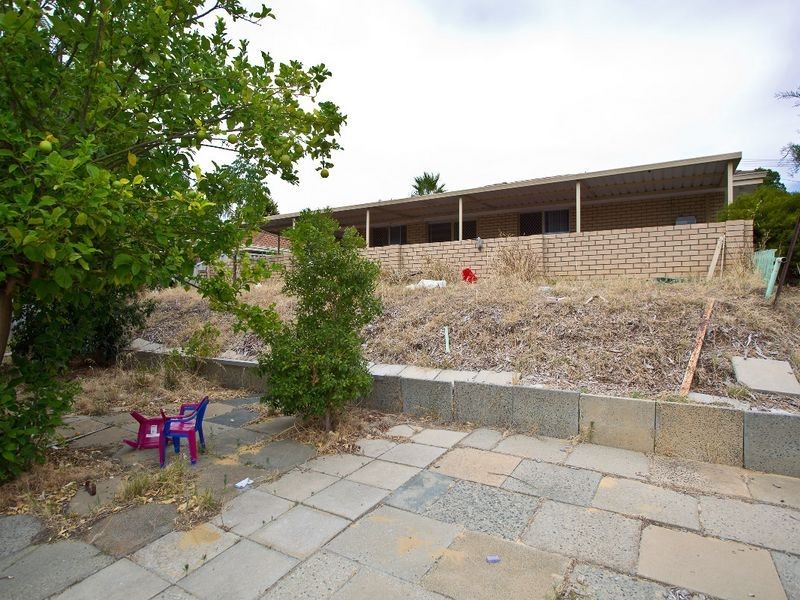 22 Liquidambar Heights, Mirrabooka WA 6061