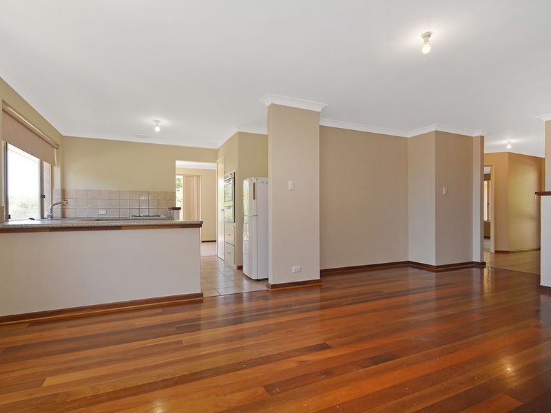 8 Canis Court, Kingsley WA 6026