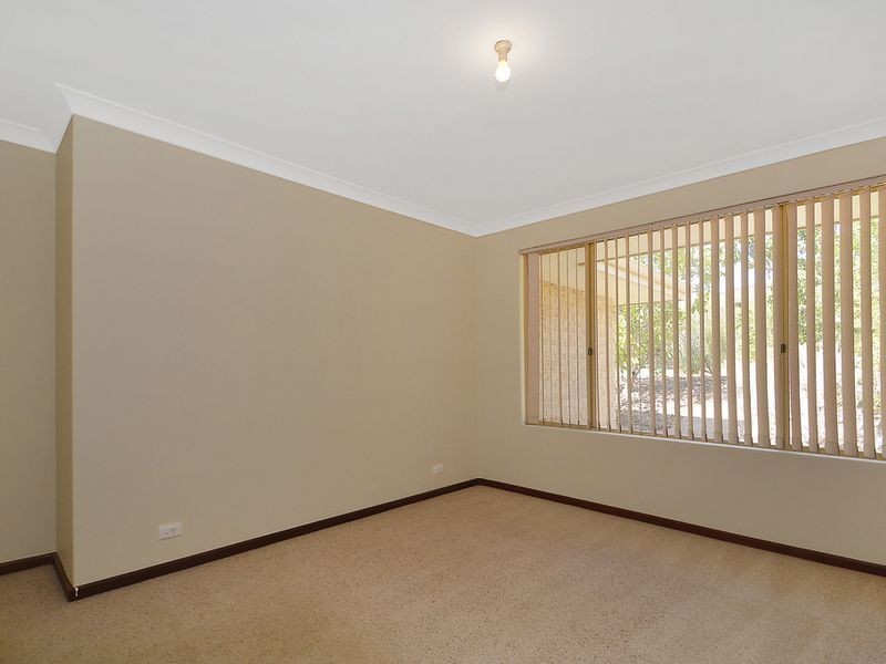 8 Canis Court, Kingsley WA 6026