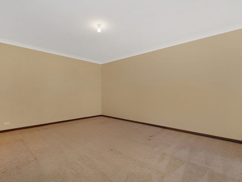 8 Canis Court, Kingsley WA 6026